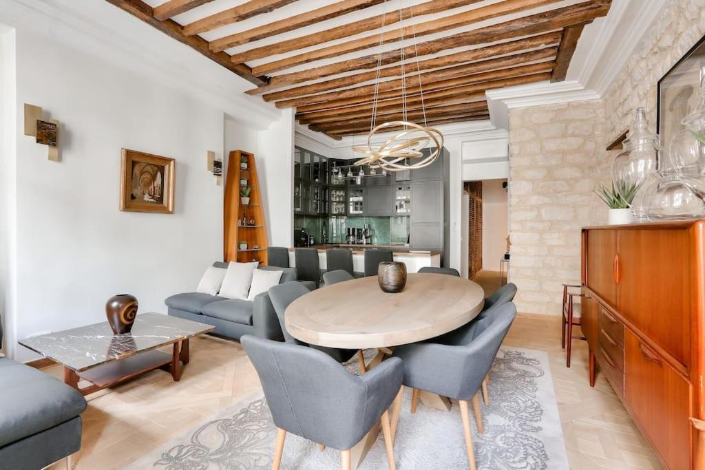 Le Luxe A La Francaise Au Coeur De Appartement